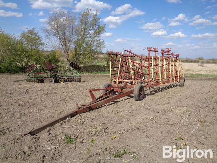 melroe-9-section-45'-drag/harrow-image-1