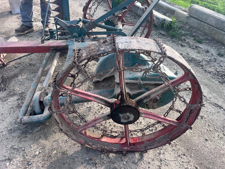 #5599-•-new-idea-bar-mower-image-1