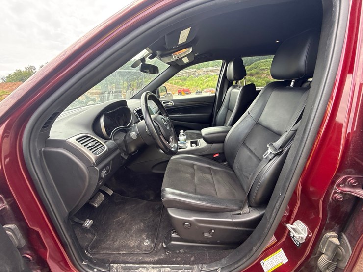 2021-jeep-grand-cherokee-image-43