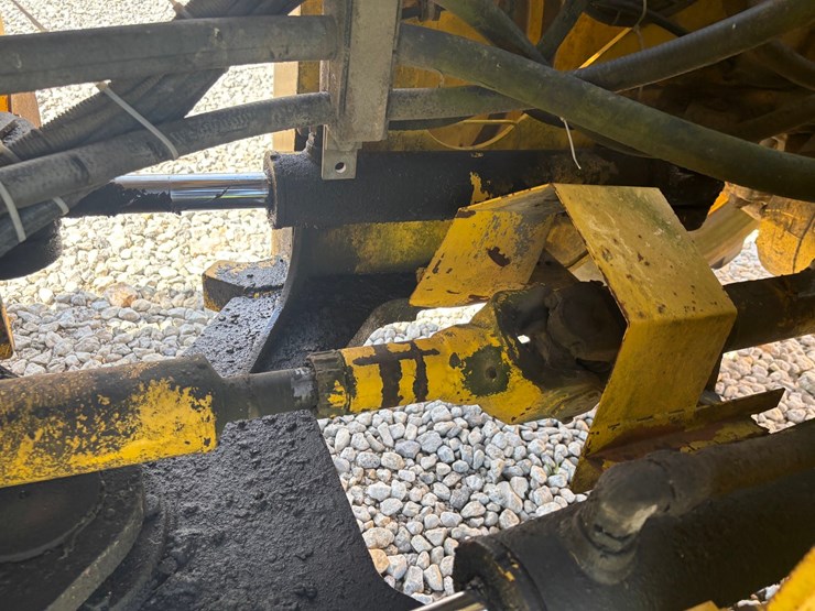 new-holland-lw170-image-75