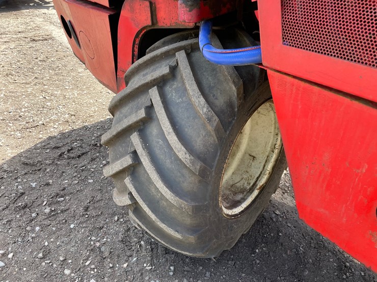 #6052-•-manitou-piggyback-forklift-image-14