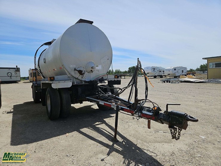 pup-tank-trailer-image-5