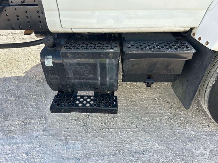 2007-isuzu-ftr-image-42