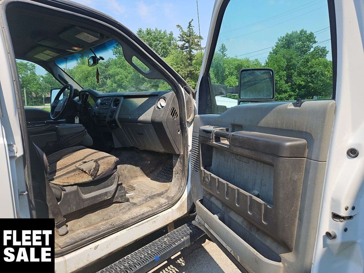 2015-ford-f350-image-24