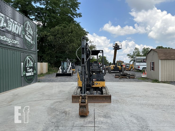 2022-deere-35g-image-7