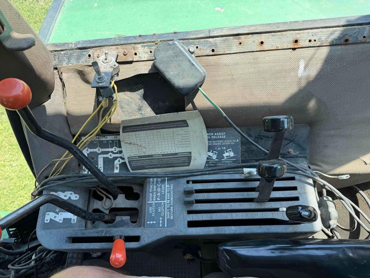 1984-john-deere-4250-image-36