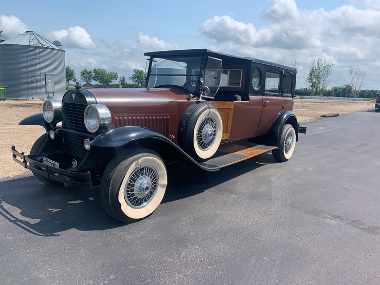1929-hudson-limousine-image-1