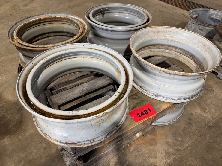 #1481-•-11r22.5-wheels-(lot-of-4)-image-1