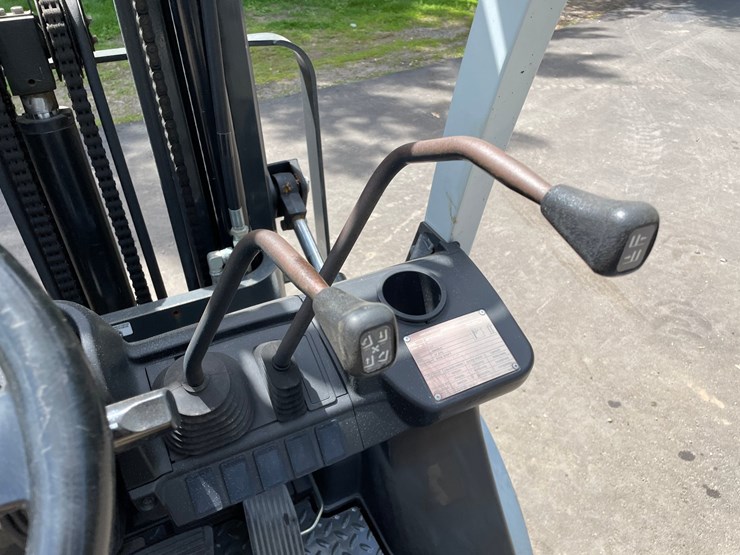 #6067-•-2019-5000lb-unicarriers-lp-forklift---low-hours!-image-16