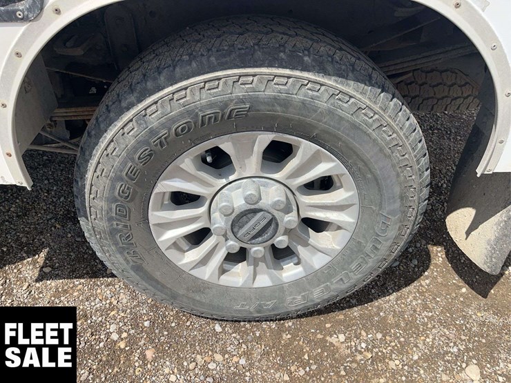 2020-ford-f350-image-11