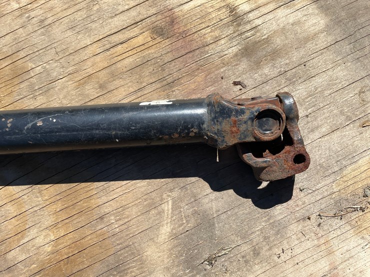 #7126-•-thought-to-be-a-volvo-drive-shaft-image-4