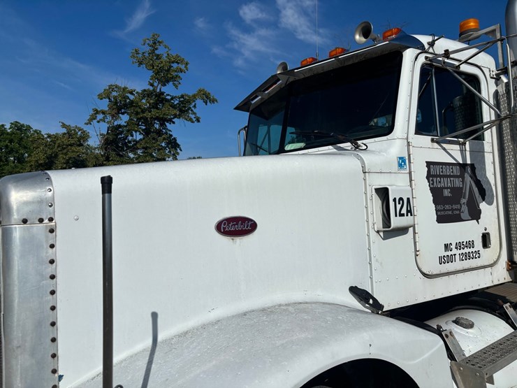 1988-peterbilt-377-image-8