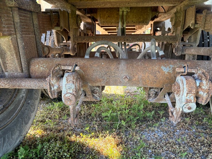#2216-•-1978-montone-28'-end-dump-semi-trailer-image-62