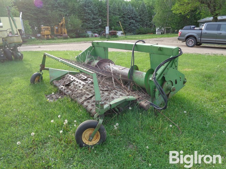 john-deere-212-image-1