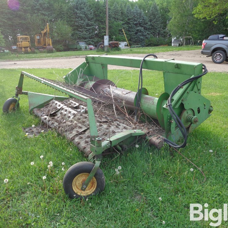 JOHN DEERE 212