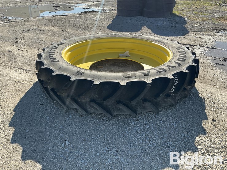 john-deere-7000-image-6