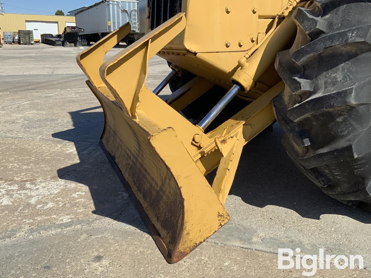 1993-caterpillar-518c-image-11