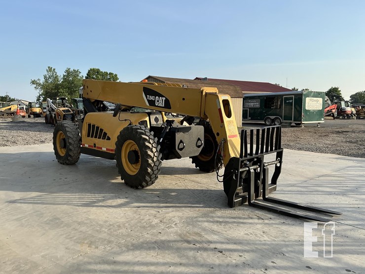 2007-caterpillar-tl943-image-6