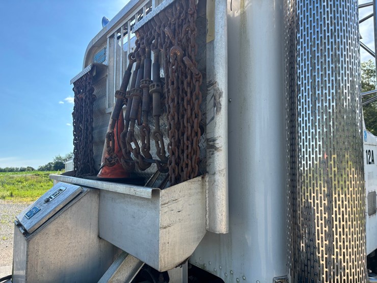 1988-peterbilt-377-image-29