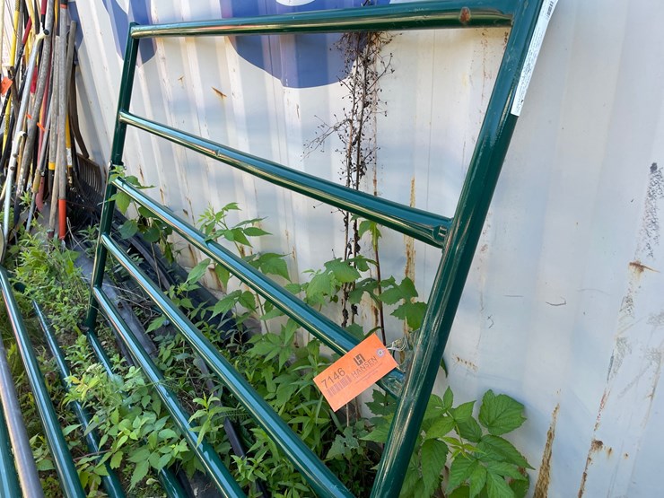 #7146-•-metal-livestock-gate-image-1