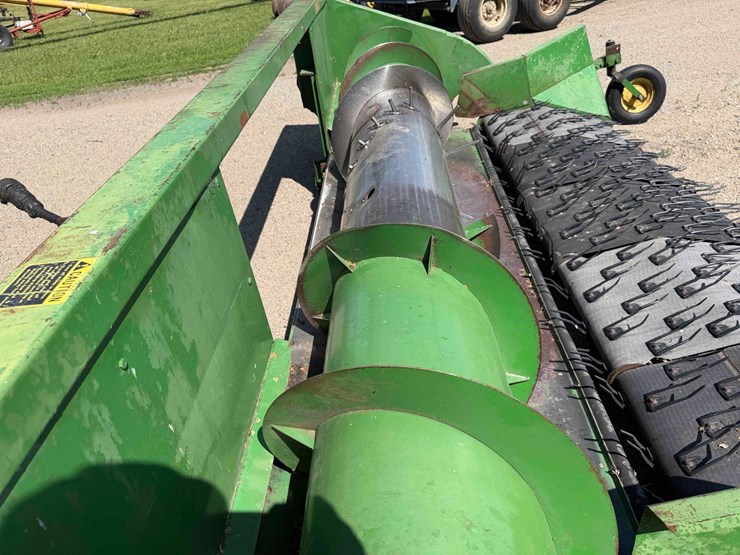 john-deere-pickup-header-image-7