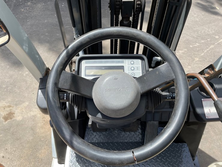 #6066-•-2016-4000lb-unicarriers-lp-forklift-image-19