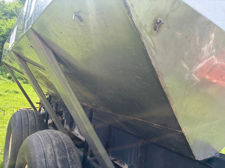 #2225-•-adams-fertilizer-trailer-image-7