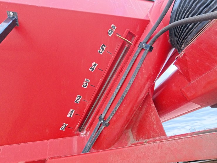 united-farm-tools-760-image-12