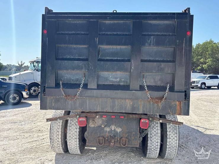 2006-sterling-l7500-image-22