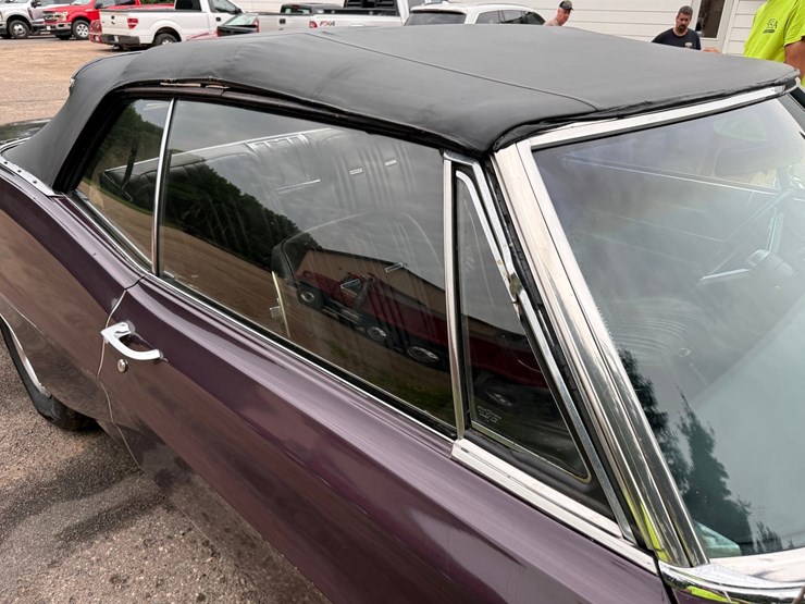 #1379-•-1967-pontiac-bonneville-convertible-car-image-40