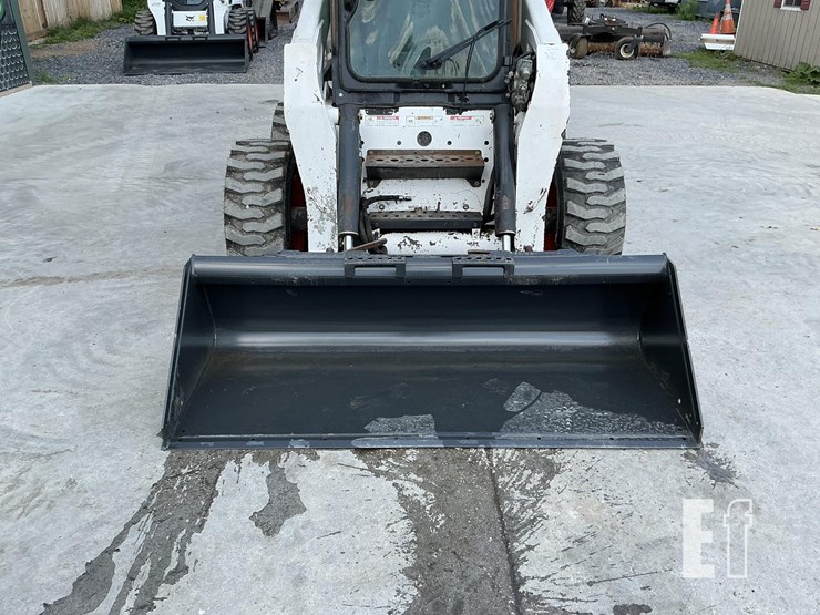 2008-bobcat-s300-image-9