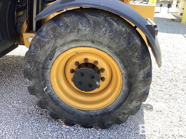 2015-caterpillar-tl1255c-image-13