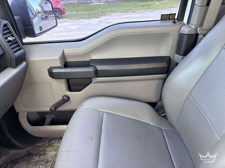 2017-ford-f150-image-22