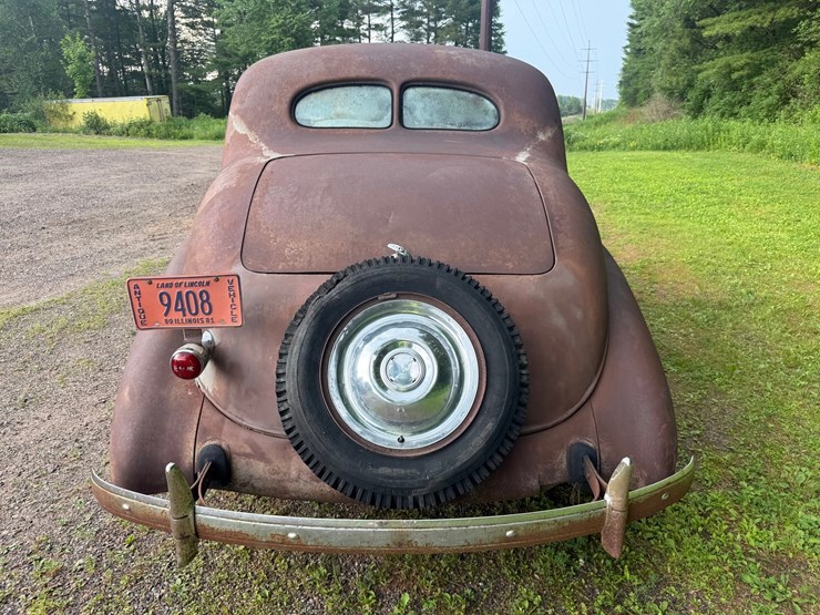 #1369-•-1936-terraplane-car-image-4