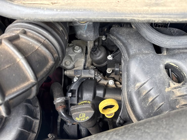2015-dodge-ram-van-image-36