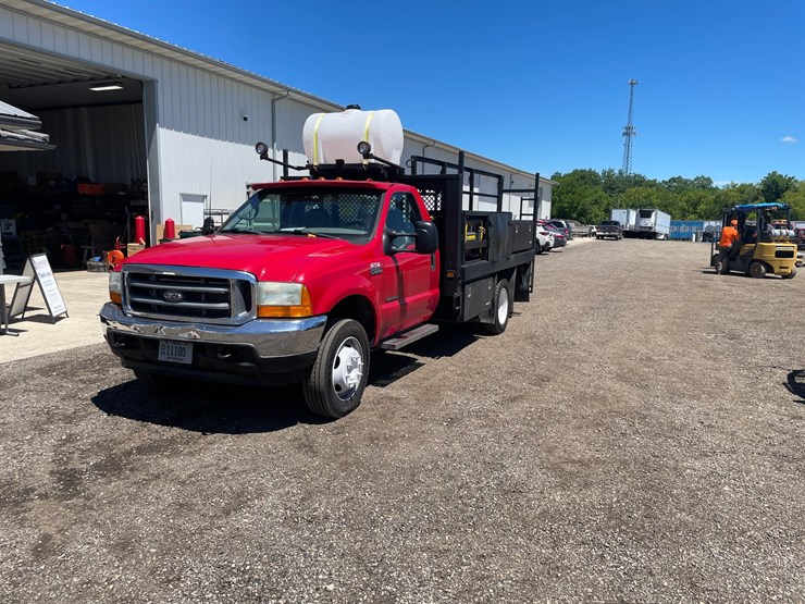 2001-ford-f550-image-2