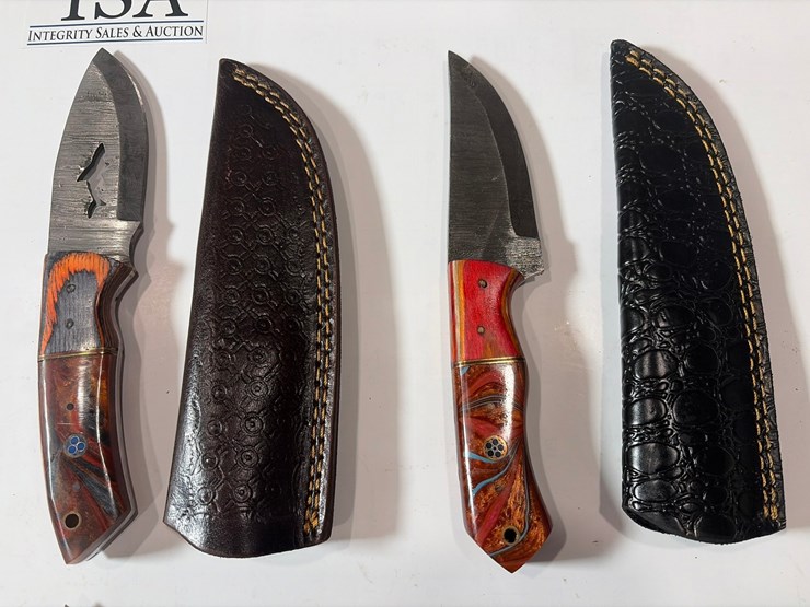 #5912-•-(8)-unused-knives-image-2