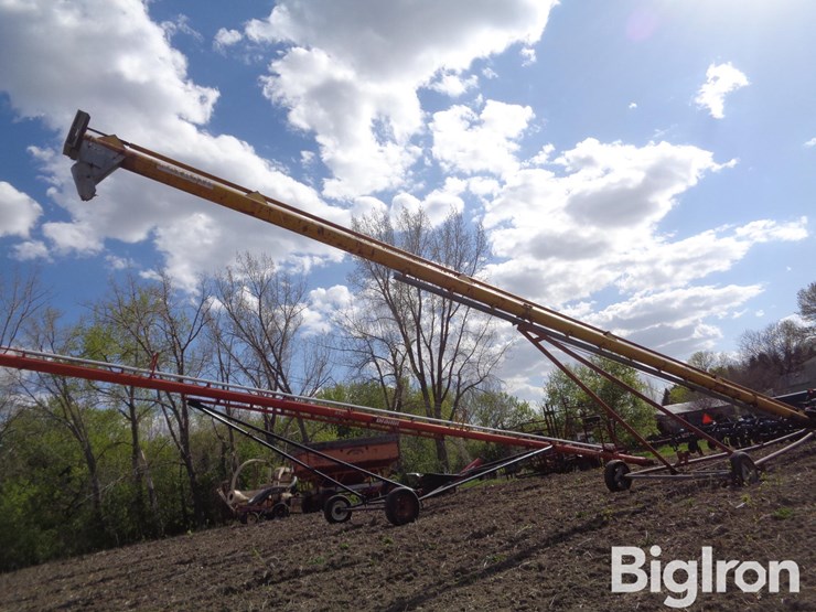 mayrath-60'-8"-electric-drive-auger-image-5