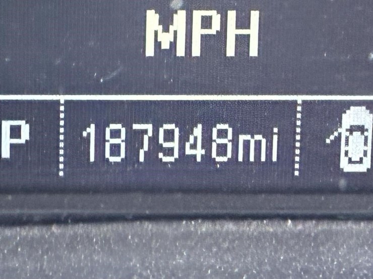 2016-chevrolet-1500-image-12