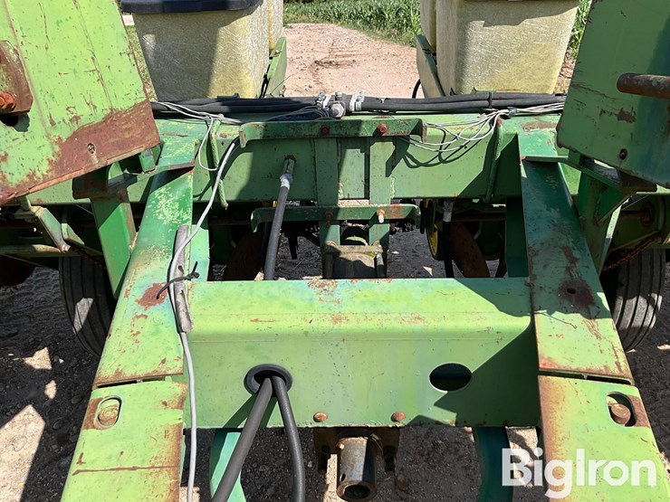 john-deere-7000-image-13