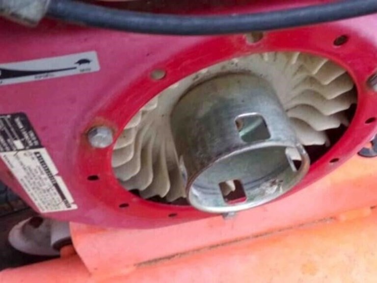 coleman-air-compressor,-buy-as-is-image-2
