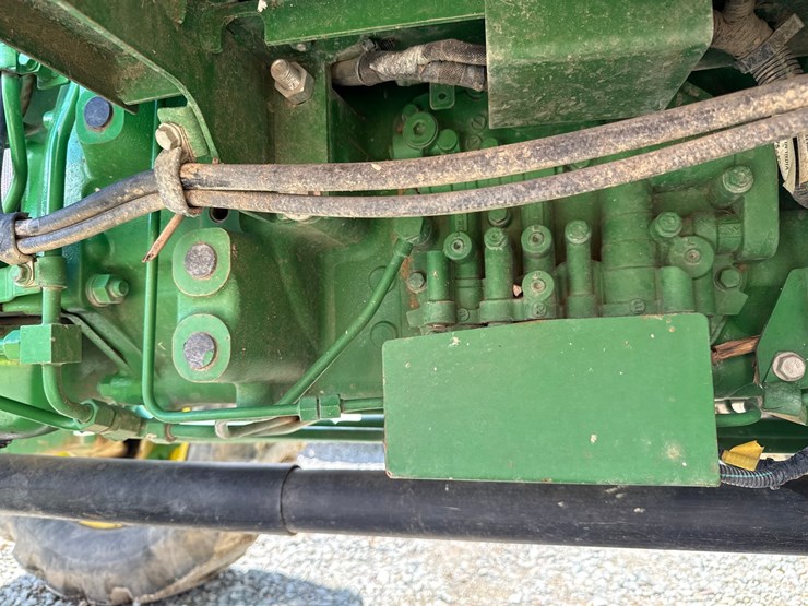 2018-john-deere-5065e-image-48