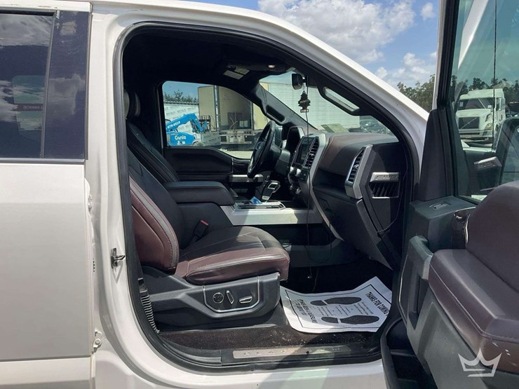2016-ford-f150-image-26