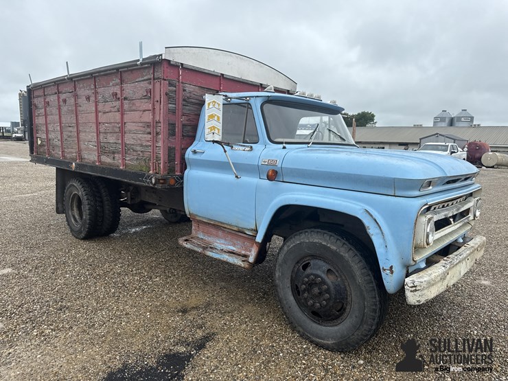 1965-chevrolet-c60-image-3