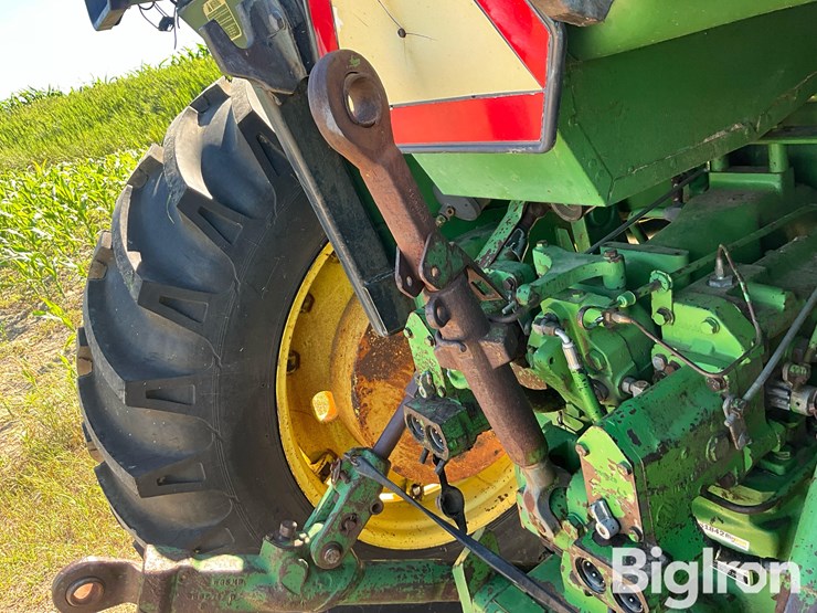 1980-john-deere-4440-image-17