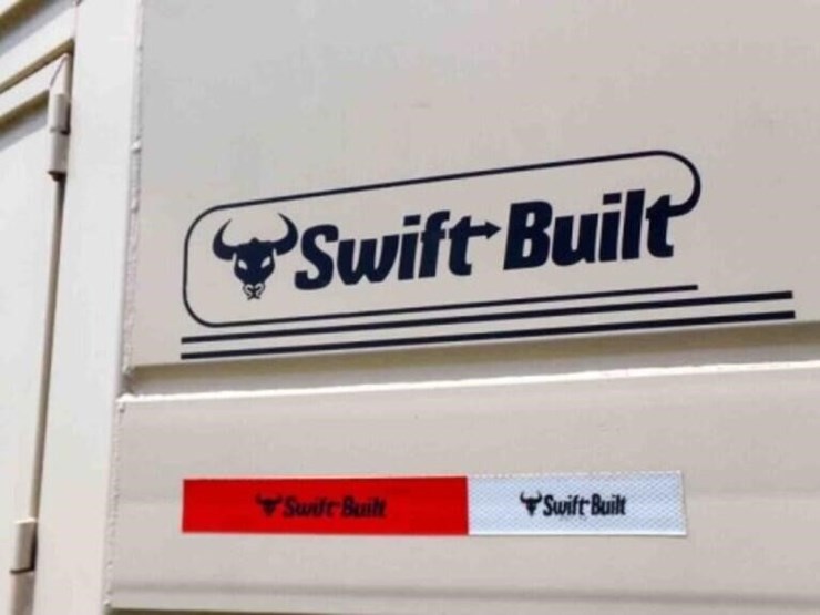 2019-swift-built-stock/horse-trailer-image-19
