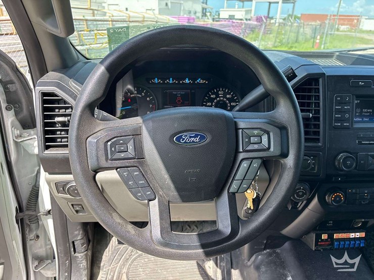 2017-ford-f150-image-21