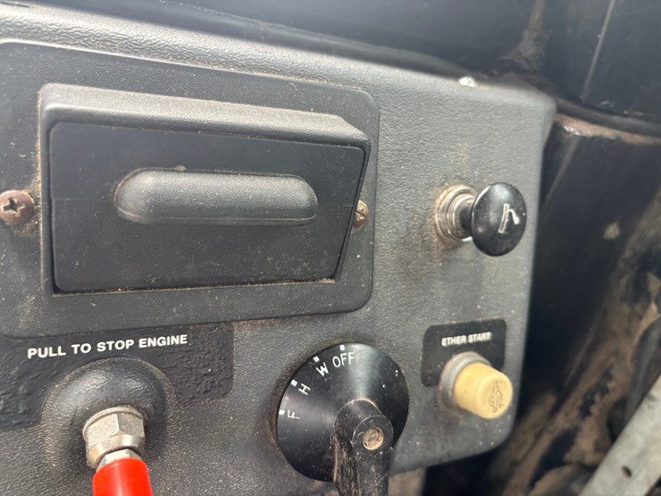 john-deere-6620-titan-ii-image-82