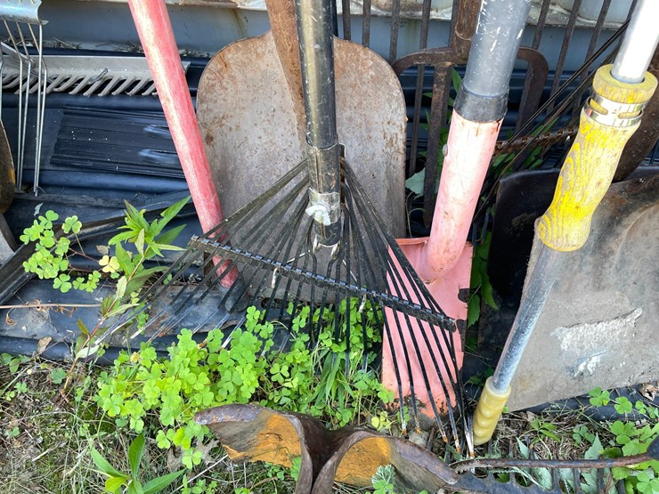 #7147-•-handled-tools-image-9