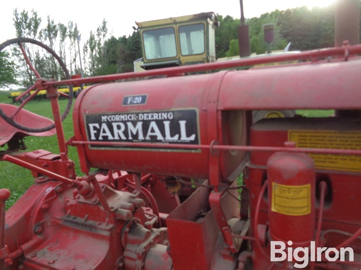 1938-farmall-f-20-2wd-tractor-image-17